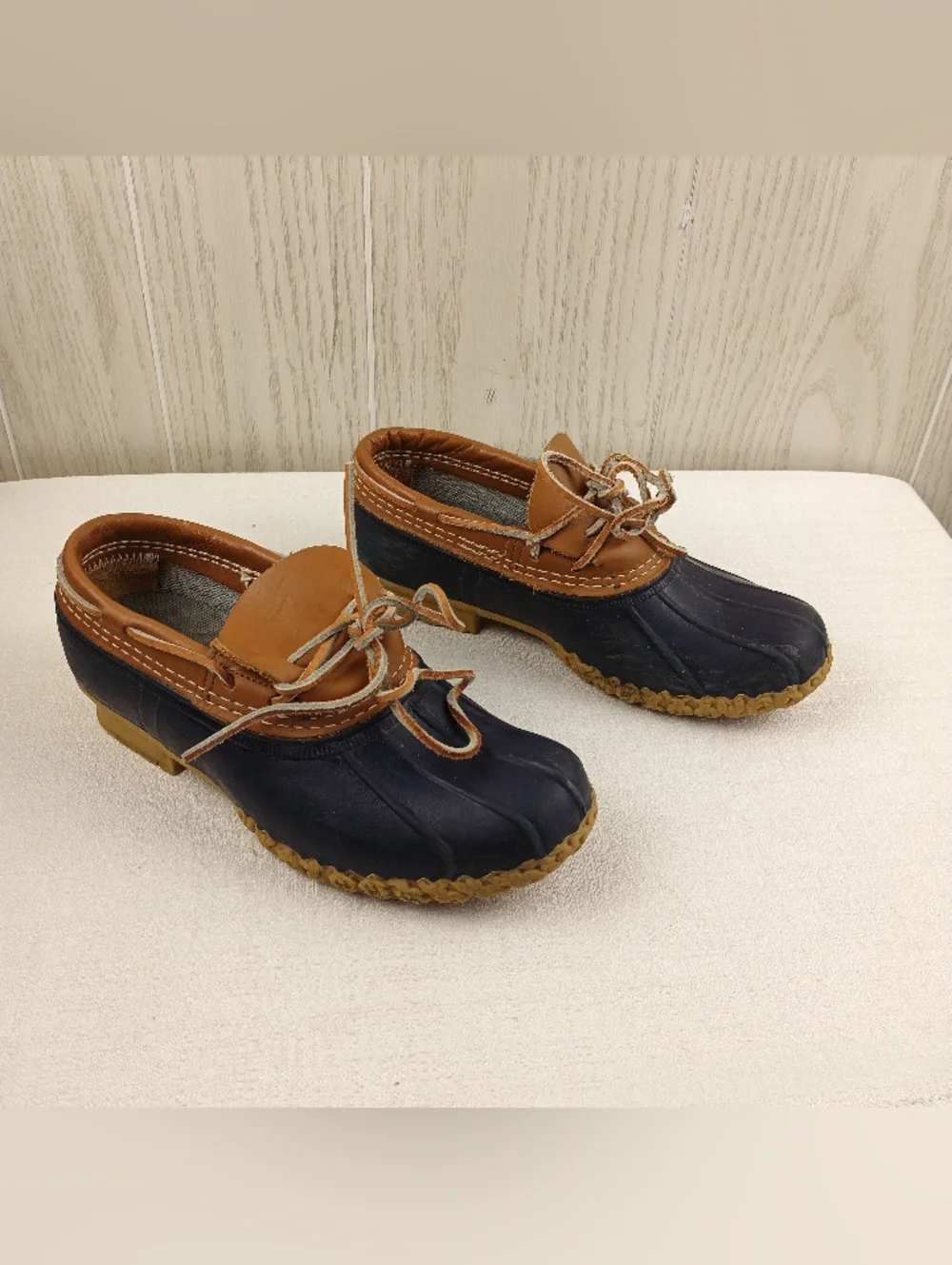 L.L. Bean tan leather &blue rubber low ankle gumshoe duck boot womens sz. 7M - Picture 1 of 15